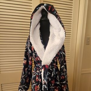 NWT Vera Bradley Plush Hooded Robe – Floral | Size S/M